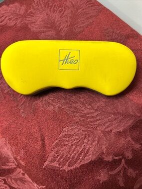 THEO Eyewear BELGIUM Eyeglasses Sunglasses CASE ONLY Clam Shell Yellow Grey